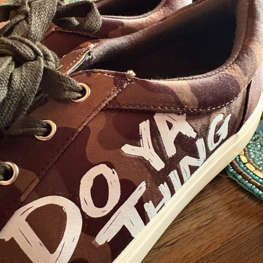 Aldo Brown and White Sneakers - Picture 3 of 7